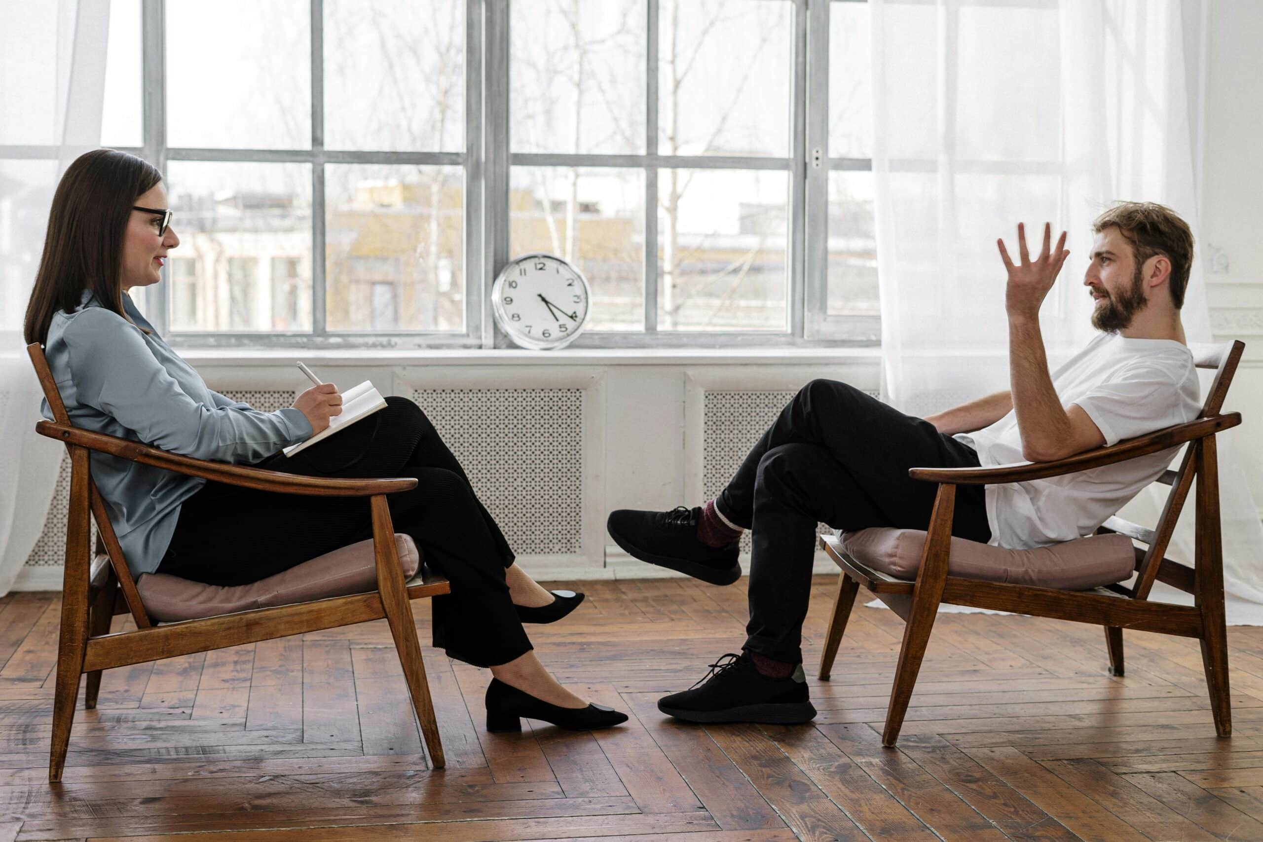 Møbler til Erhverv: Din Guide til Det Perfekte Kontor